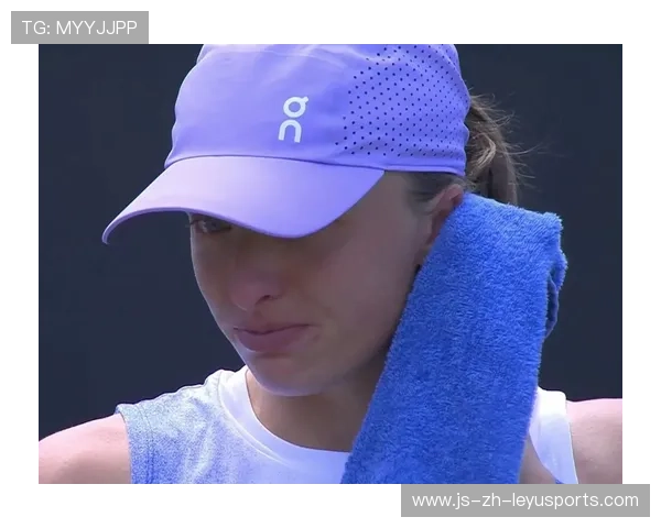 斯瓦泰克那种稳定性，其他人只能仰望，斯瓦泰克服饰赞助品牌